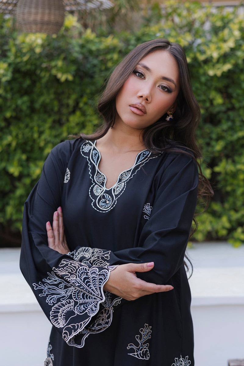 Dune Black