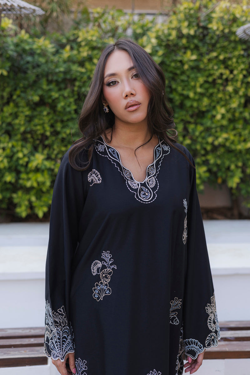 Dune Black